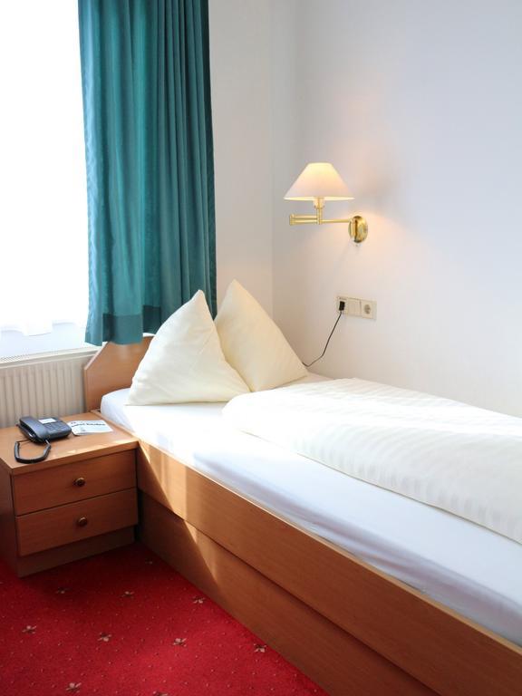 Hotel Gasthof Kasino Villach Bilik gambar