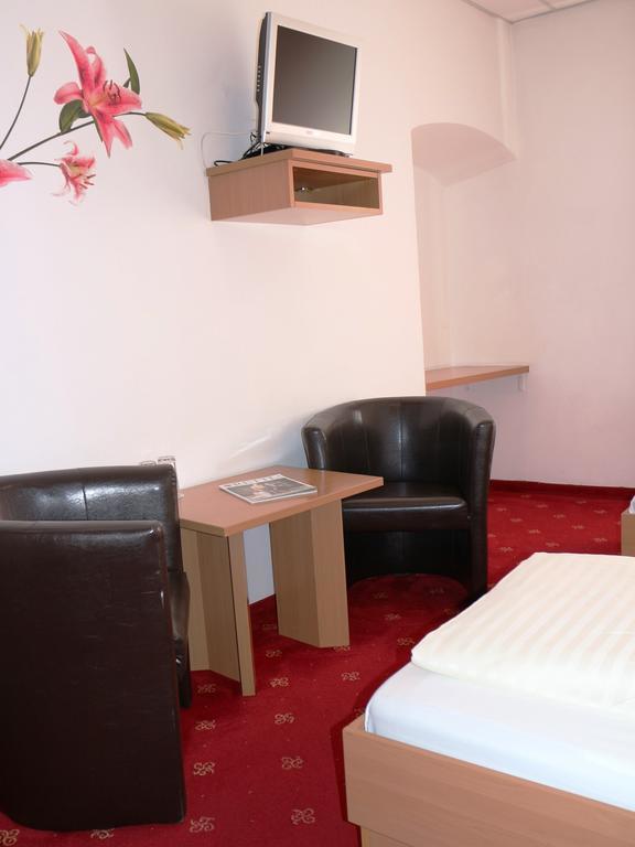 Hotel Gasthof Kasino Villach Bilik gambar
