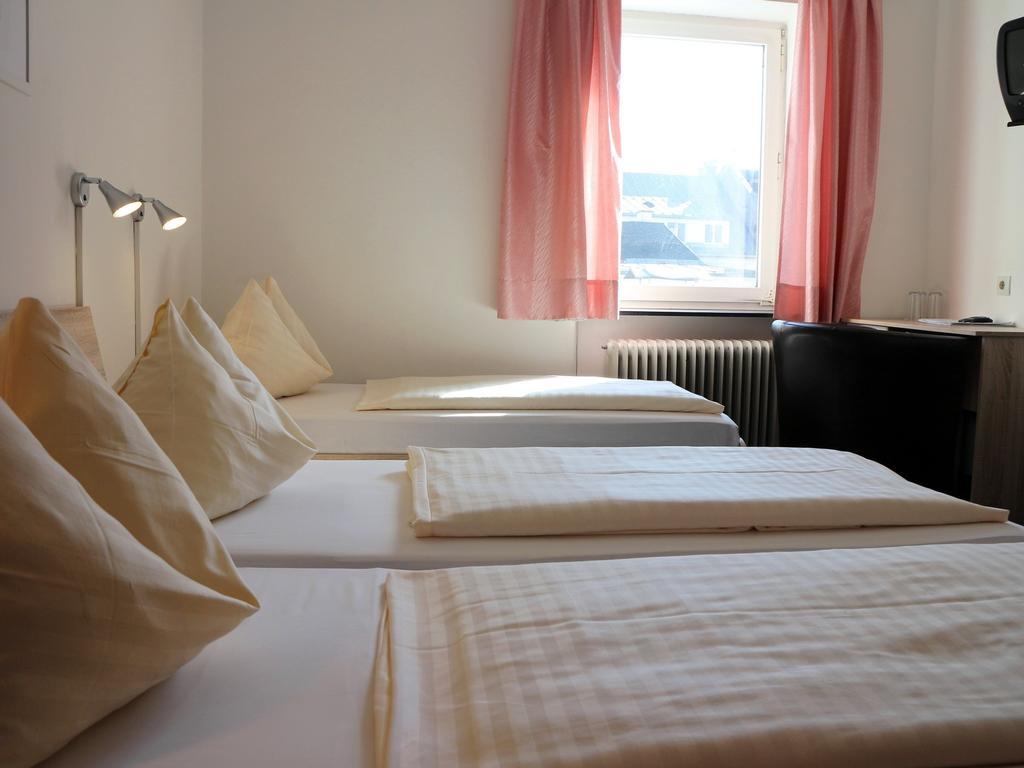 Hotel Gasthof Kasino Villach Bilik gambar